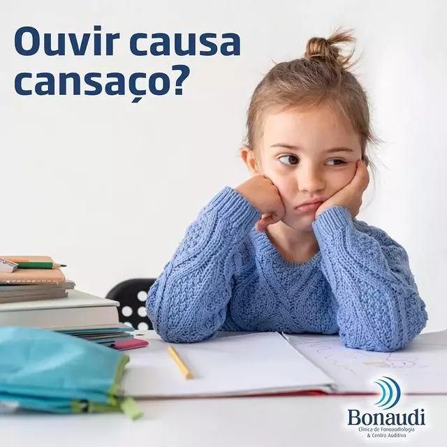 Ouvir causa cansaço?